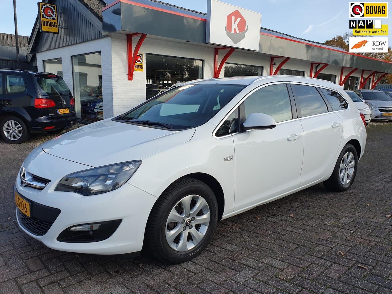Opel Astra Sports Tourer - 1.4 Business + NAVI/AIRCO BJ 2014 - AutoWereld.nl