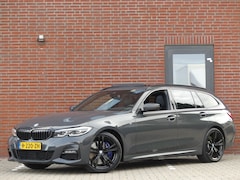 BMW 3-serie Touring - 330i Touring M Pakket Panoramadak/Camera/LED/LEER
