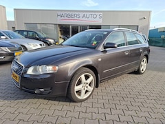 Audi A4 Avant - 2.0 Pro Line Business CLIMA/CRUISE/NAVI/TREKHAAK