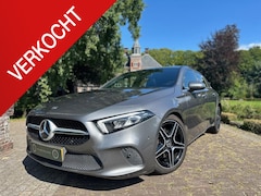 Mercedes-Benz A-klasse - 200 Premium | Pano | Led | AMG-Velgen | Half Leder |