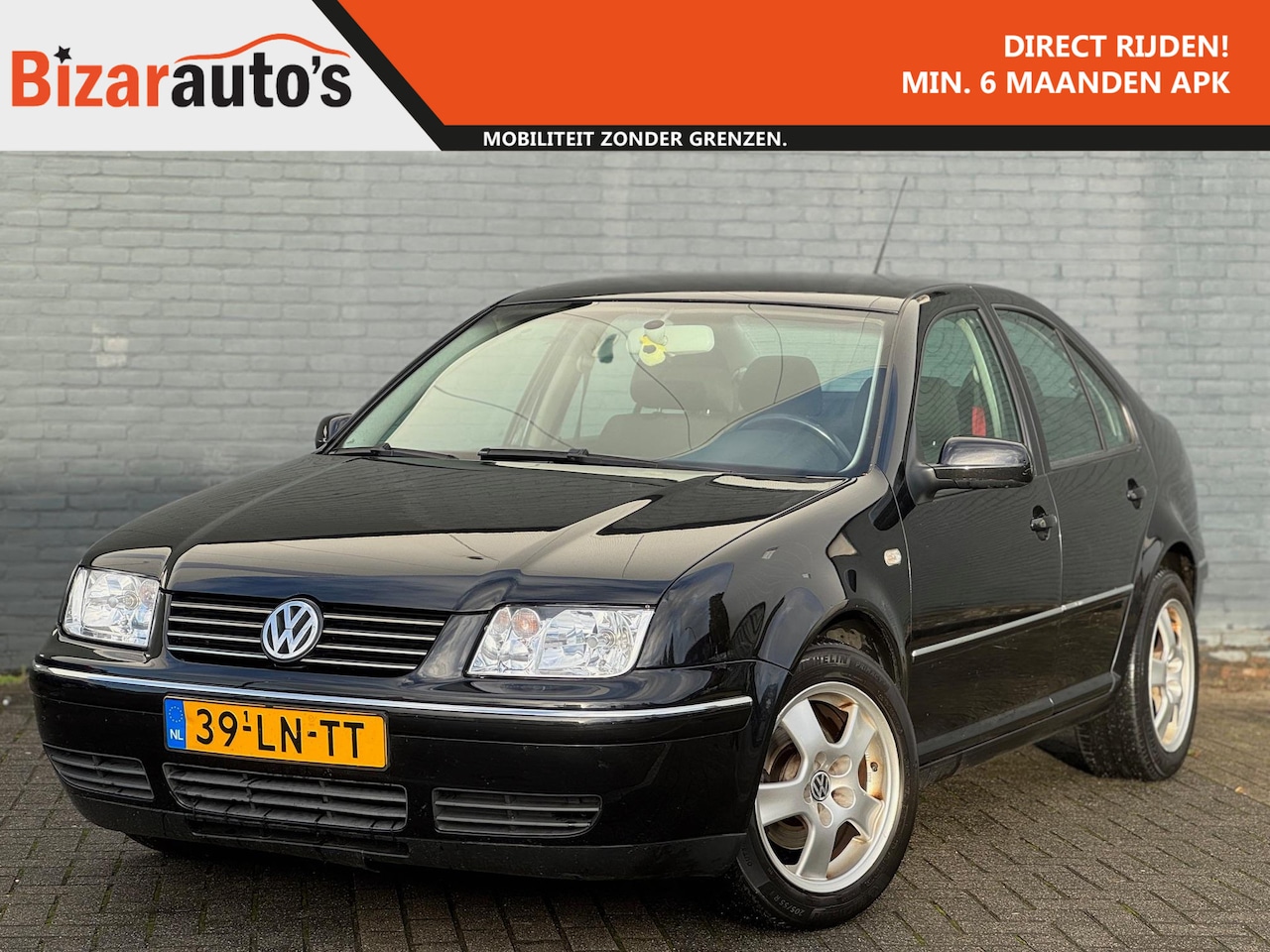 Volkswagen Bora - 1.6 Highline | Sportstoelen | Trekhaak | Parkeersen. | Automaat - AutoWereld.nl