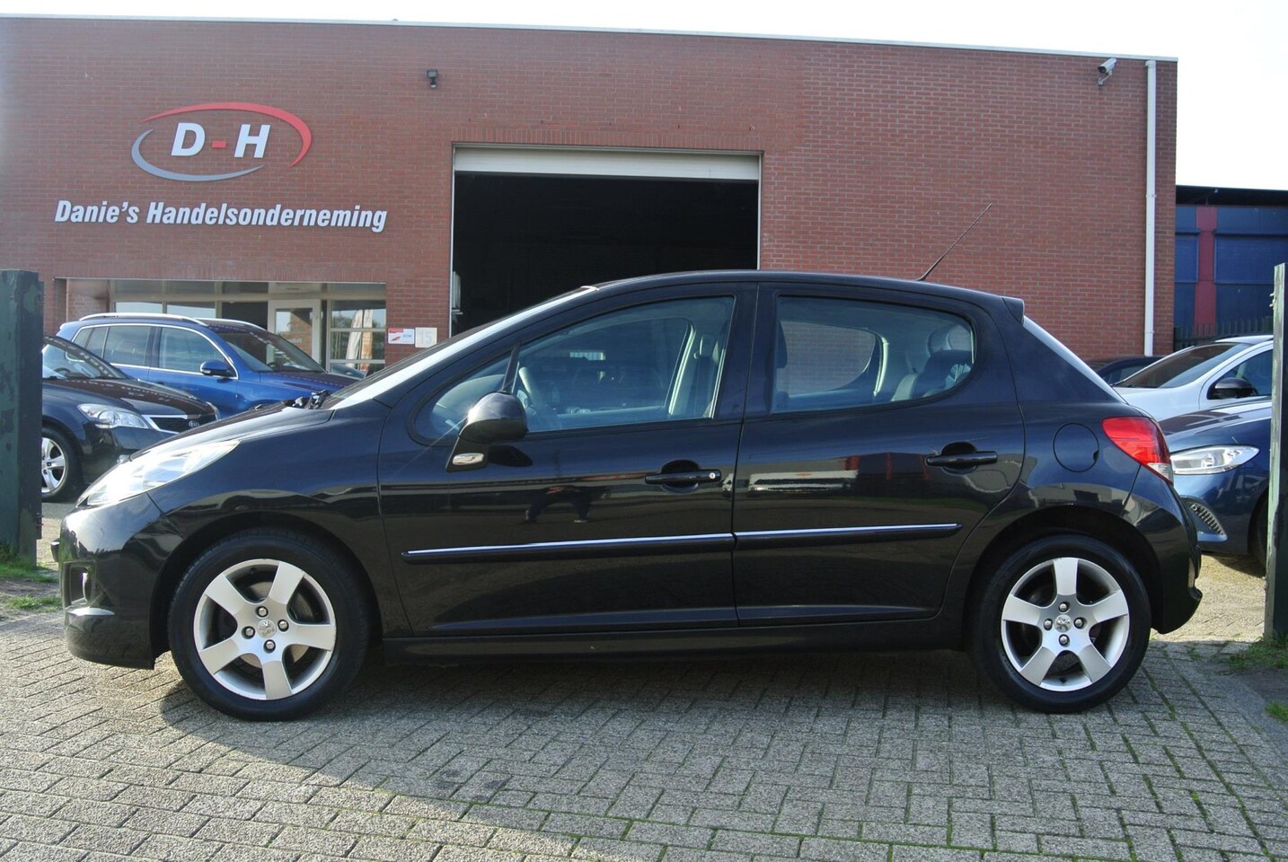 Peugeot 207 - 1.6 VTi XS airco automaat inruil mogelijk nap - AutoWereld.nl