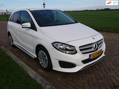 Mercedes-Benz B-klasse - 220 d Ambition * EX POLITIE -- MARGE CAR