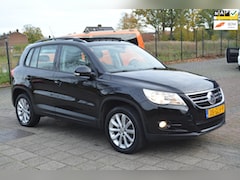Volkswagen Tiguan - 1.4 TSI Comfort&Design 4Motion