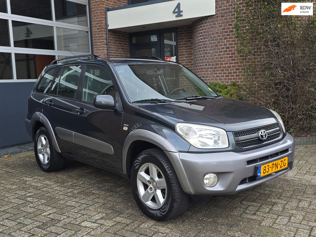 Toyota RAV4 - 2.0-16V VVT-i Sol Airco |Trekhaak |APK - AutoWereld.nl