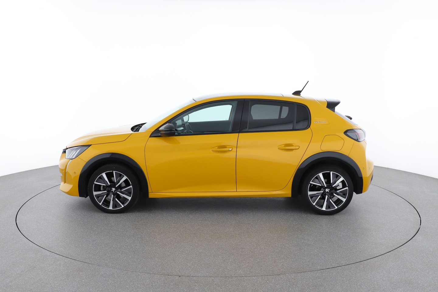 Peugeot 208 - 1.2 PureTech GT-Line | PT87605 | - AutoWereld.nl