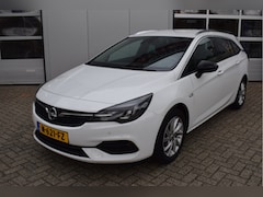 Opel Astra Sports Tourer - 1.2 Business Elegance | Trekhaak | Camera | NL-Auto
