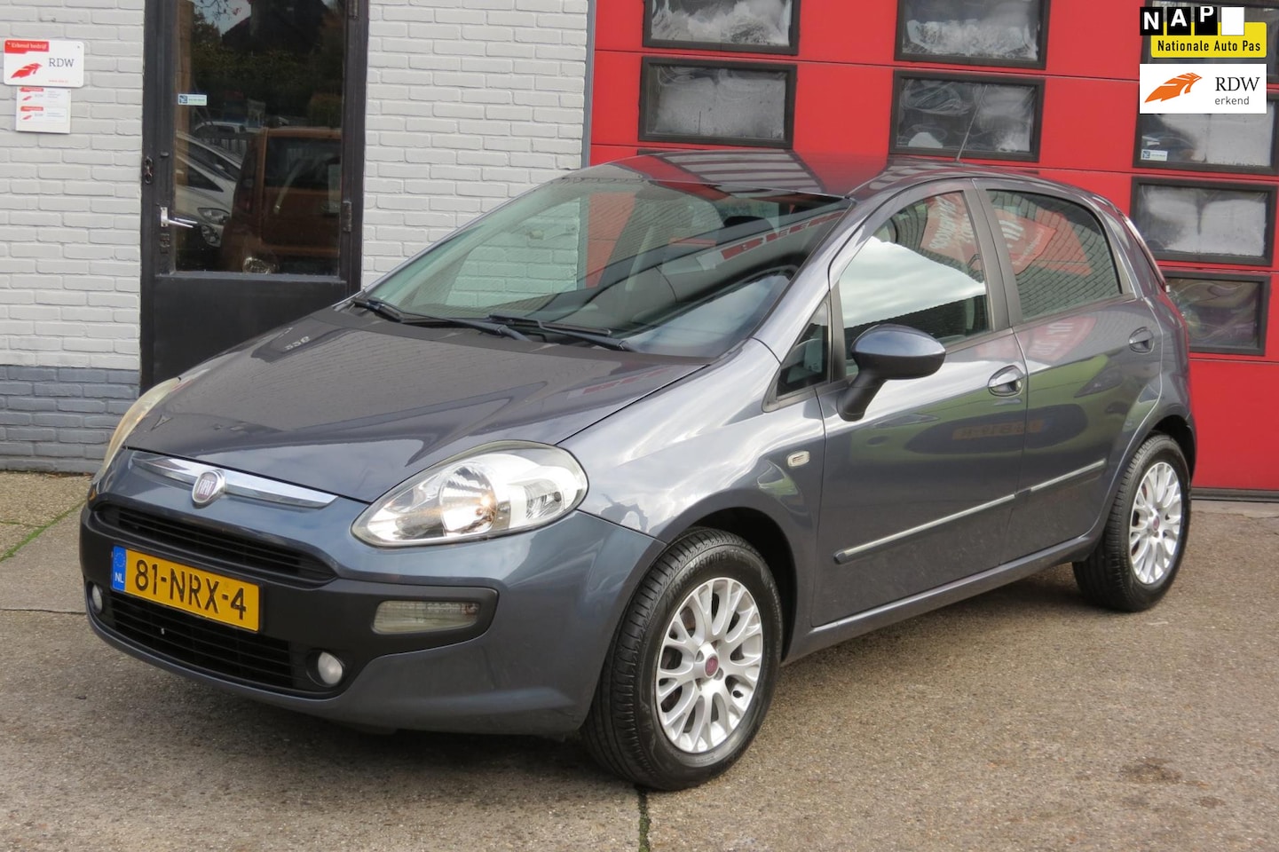 Fiat Punto Evo - 1.4 Dynamic 1.4 Dynamic ,5 DEURS , AIRCO , LM VELG - AutoWereld.nl