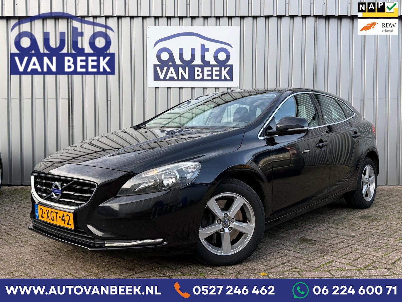 Volvo V40 - 2.0 D4 Momentum Business 2.0 D4 Momentum Business - AutoWereld.nl