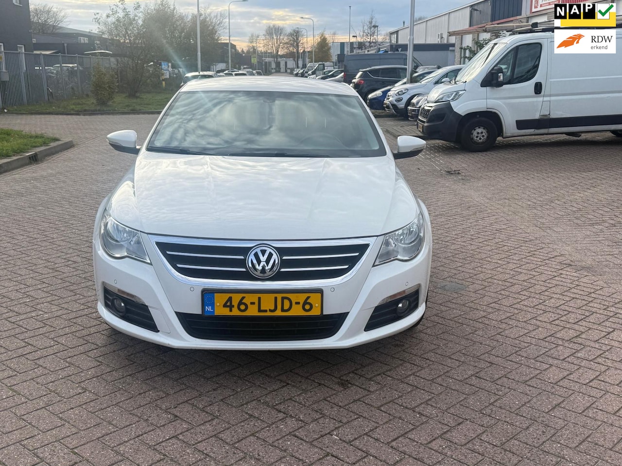 Volkswagen Passat CC - 1.8 TSI 4p. 1.8 TSI 4p. - AutoWereld.nl