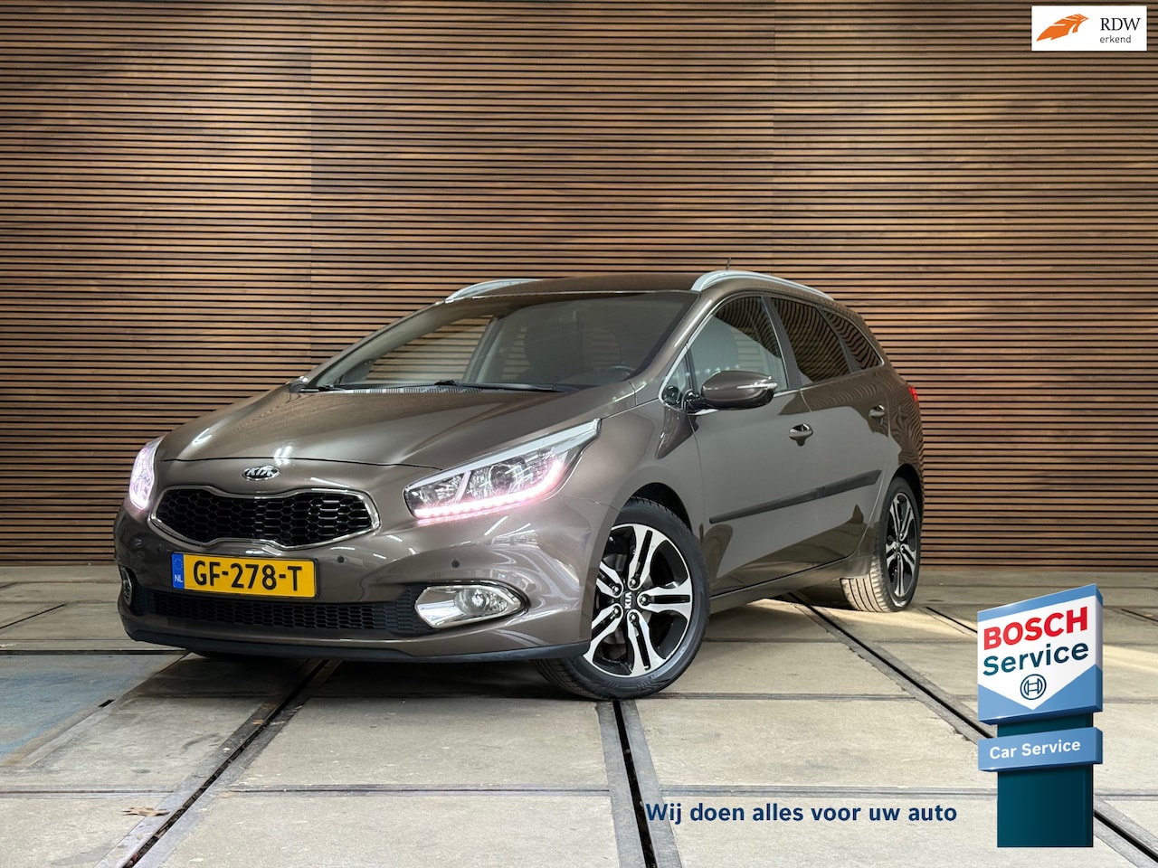 Kia Cee'd Sportswagon - 1.6 GDI BusinessLine | Navigatie | Afneembare Trekhaak | LED | Camera | 17' inch - AutoWereld.nl