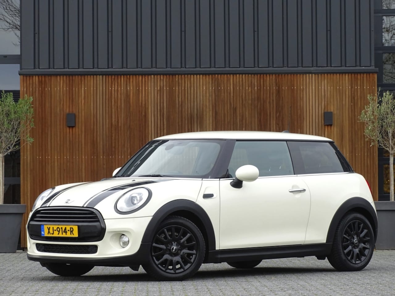 MINI One - Mini 1.2 102PK Chili / luxe pakket / LED - AutoWereld.nl