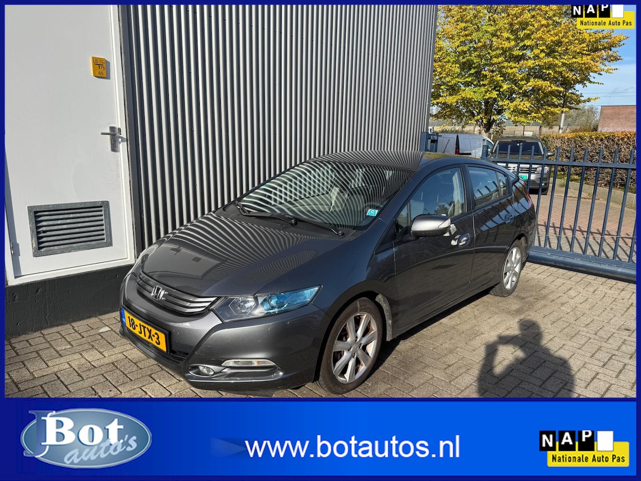Honda Insight - 1.3 Elegance AIRCO / CRUISE / PARKEERSENSOREN / LMV - AutoWereld.nl