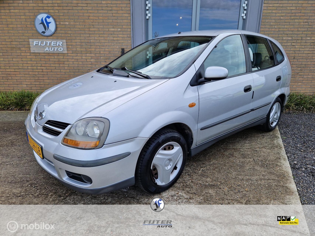 Nissan Almera Tino - Airco 1.8 Comfort - AutoWereld.nl