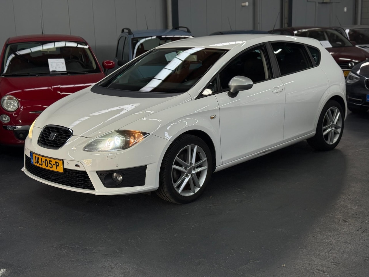 SEAT Leon - 1.4 TSI FR Businessline High Nieuwe APK NAP - AutoWereld.nl