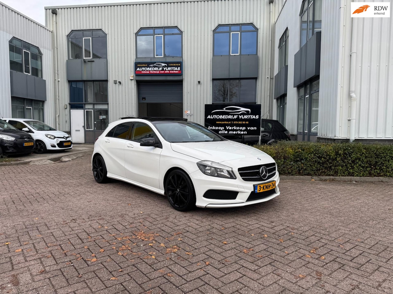 Mercedes-Benz A-klasse - 200 Prestige AMG!! PANO!! - AutoWereld.nl