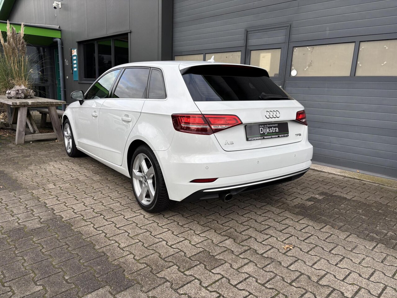 Audi A3 Sportback - 1.0 TFSI Design Pro Line Plus AppleCarPlay/ AndroidAuto/ Airco/ Stoelverwarming!!