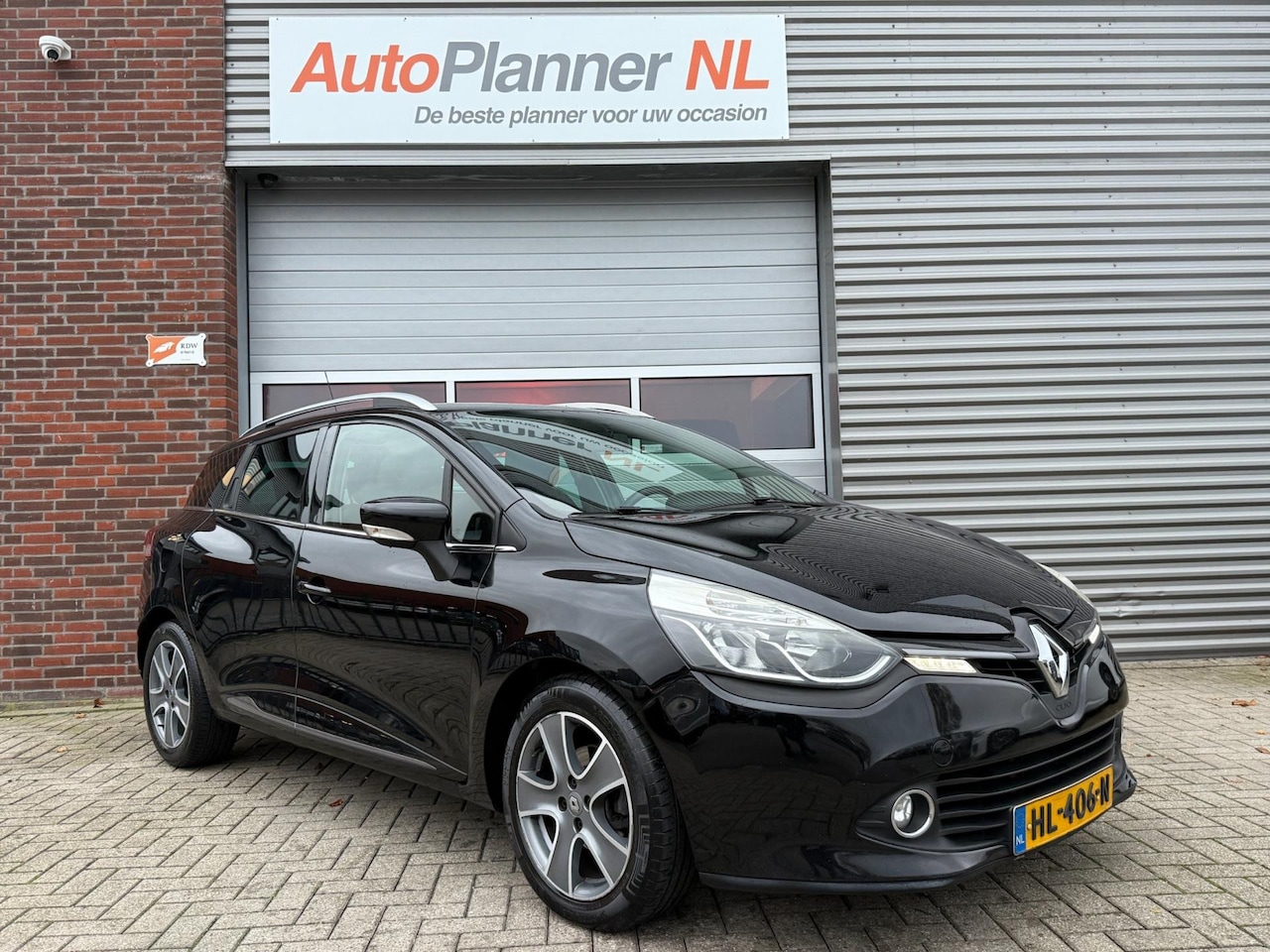 Renault Clio - 1.5 dCi ECO Night&Day! Airco! Cruise! Navi! - AutoWereld.nl