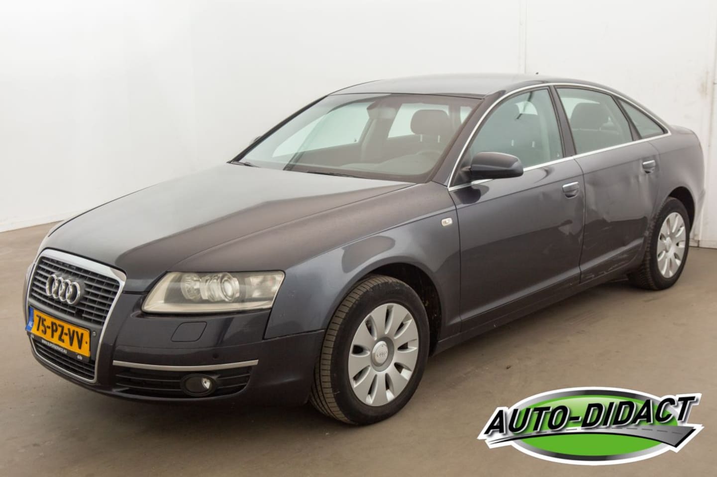 Audi A6 Limousine - 2.4 Automaat Clima Navi - AutoWereld.nl