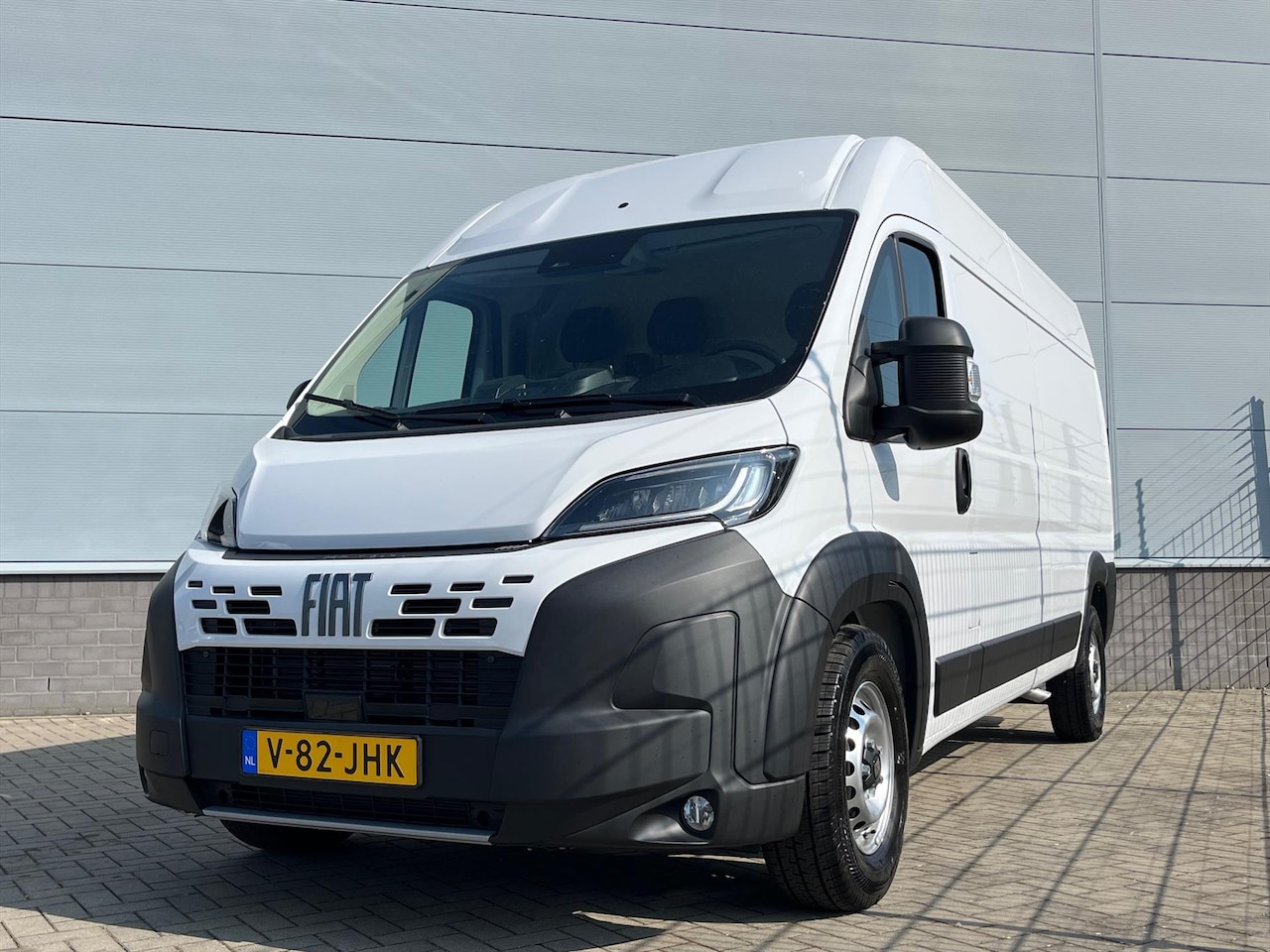 Fiat Ducato - GB 2.2 MJ 140pk L3H2 35 Zwaar | Trekhaak | 3 Sleutels | Extra Opbergruimte | Cruise Contro - AutoWereld.nl