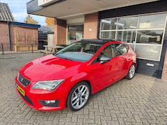 SEAT Leon - 1.8 TSI FR, Automaat Panorama, PDC, Navi, Clima, Cruise, NAP