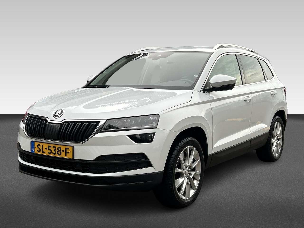 Skoda Karoq - 1.5 TSI 150PK DSG-7 STYLE BUSINESS NAVI TEL PDC NAP - AutoWereld.nl