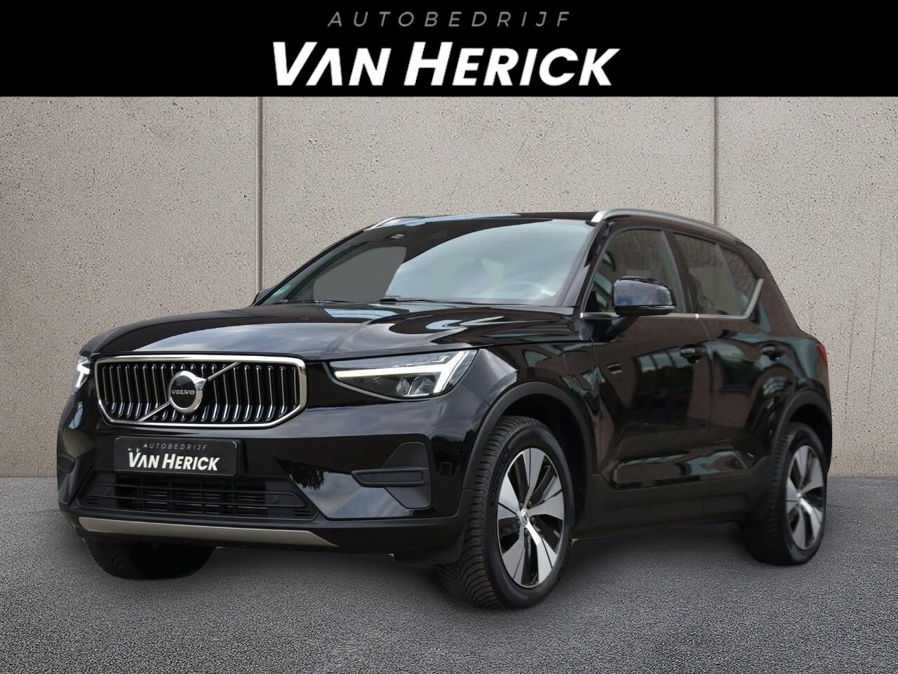 Volvo XC40 - 1.5 T4 Plug-in hybrid Core Bright | Facelift | Winterpakket | Park Assist Pack - AutoWereld.nl
