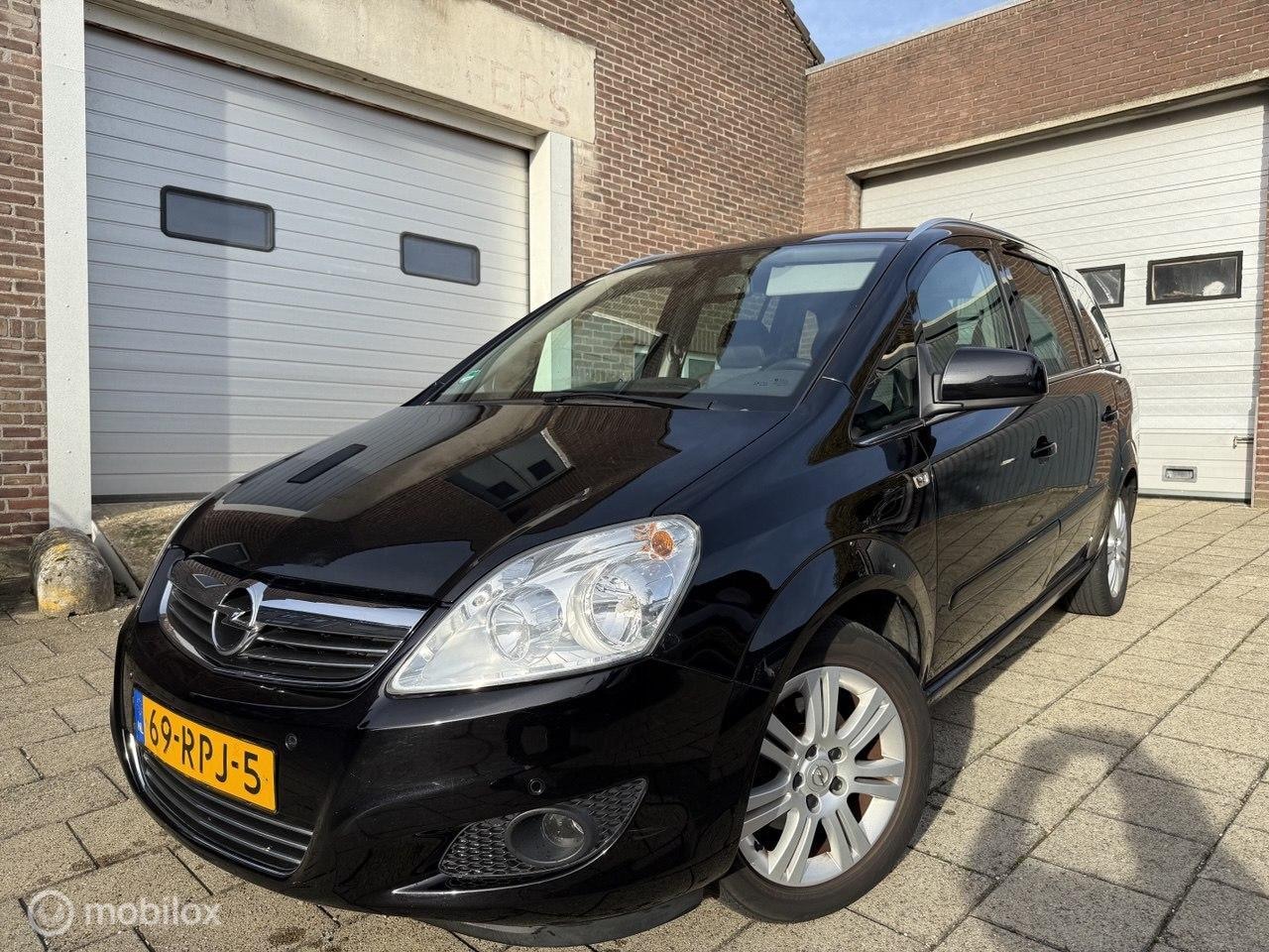 Opel Zafira - 1.8 Cosmo 1.8 Cosmo - AutoWereld.nl