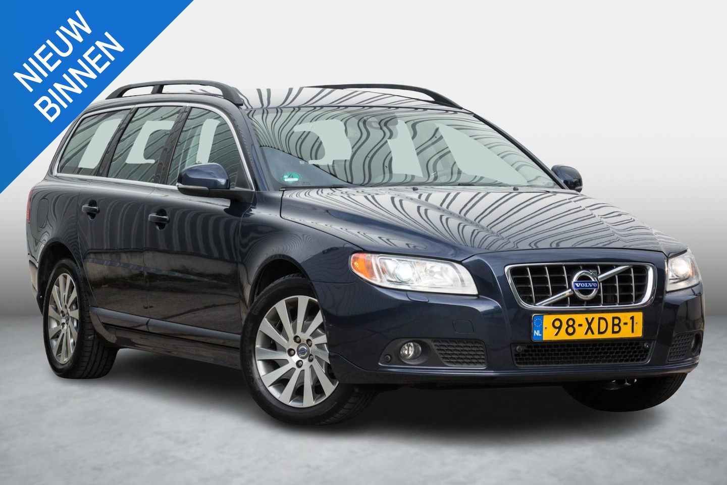 Volvo V70 - 1.6 T4 Limited Edition 1.6 T4 Limited Edition - AutoWereld.nl