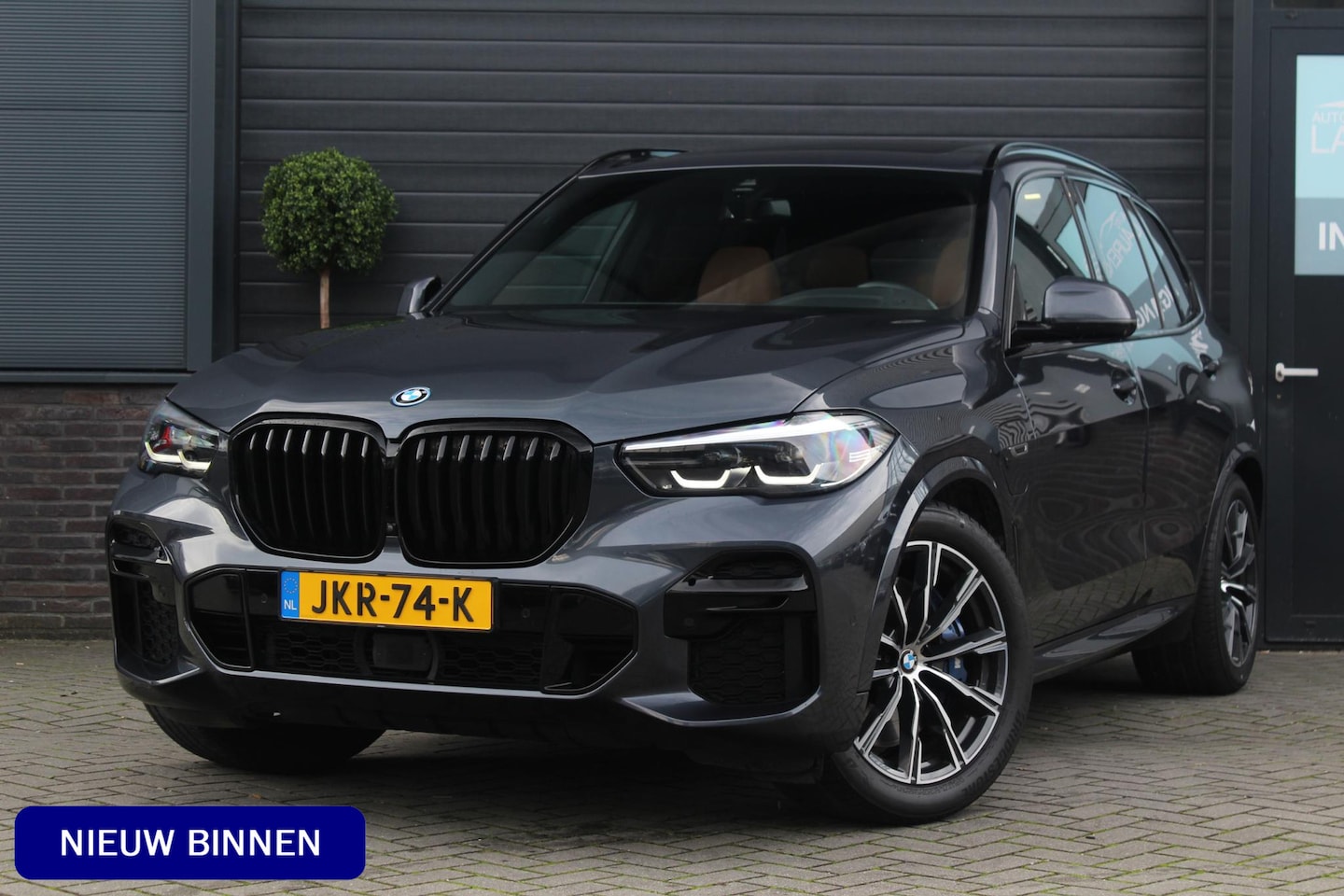BMW X5 - xDrive45e M-Sport | Panorama Dak | Trekhaak | Comfort Stoelen | H+K - AutoWereld.nl