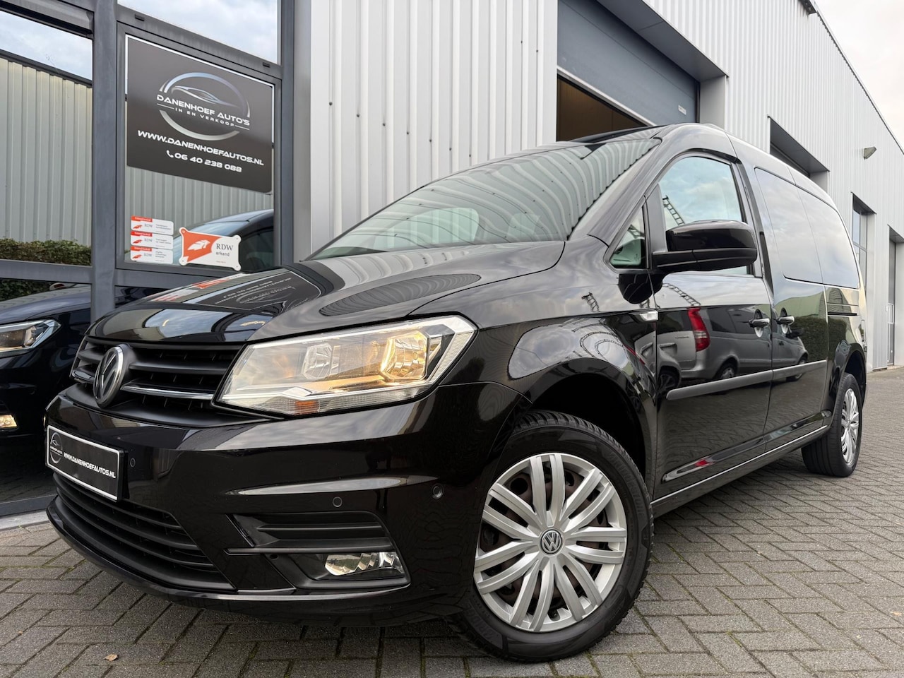 Volkswagen Caddy Maxi - Combi 1.4 TSI family 7persoons - AutoWereld.nl
