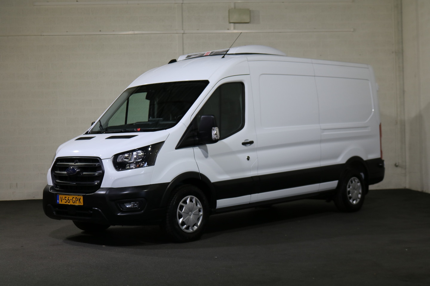 Ford Transit - 2.0 TDCI L3 H2 Trend Automaat Airco Navigatie Trekhaak - AutoWereld.nl