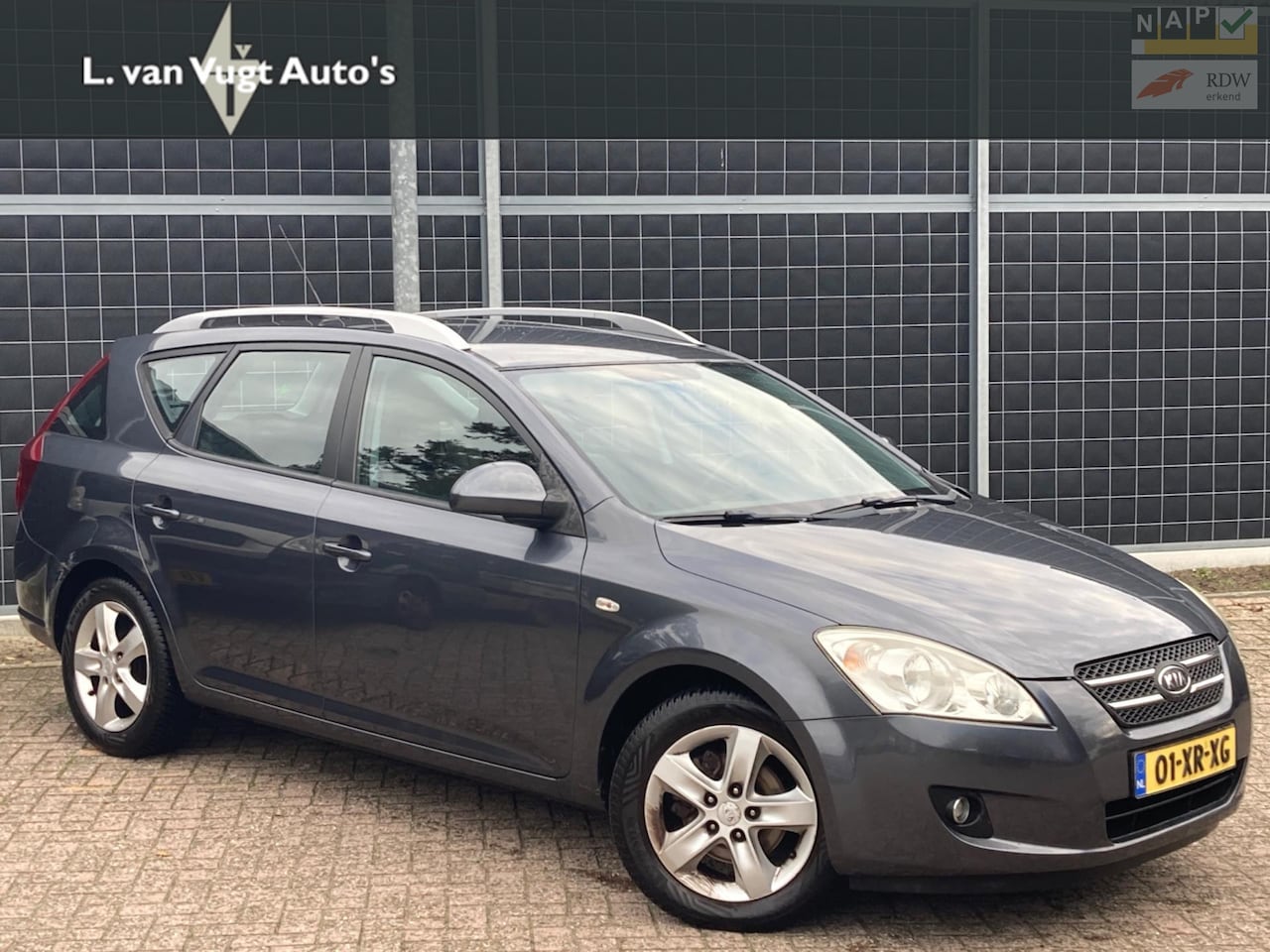 Kia Cee'd Sporty Wagon - EXPORT 1.6 Business Edition - AutoWereld.nl