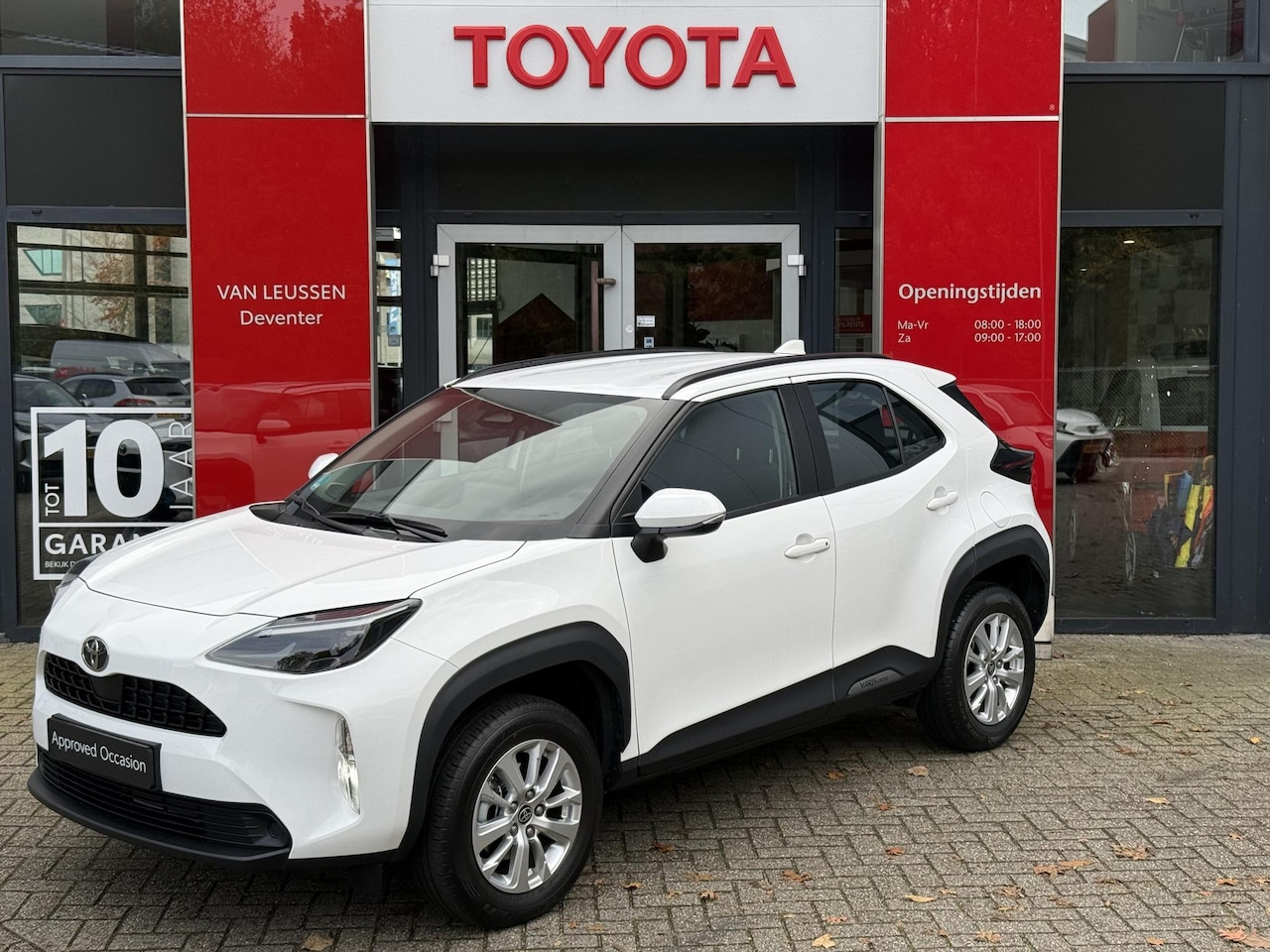 Toyota Yaris Cross - 1.5 Hybrid APPLE/ANDROID AUTO STOELVERWARMING DIGITAAL DISPLAY LM CAMERA CLIMA - AutoWereld.nl
