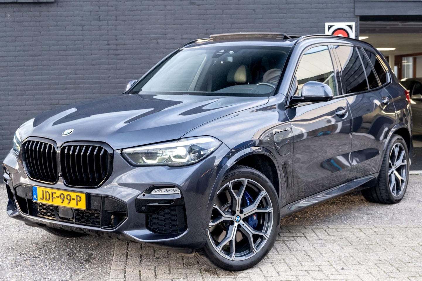 BMW X5 - XDrive45e High Executive | M Sport | Pano | 360 camera - AutoWereld.nl