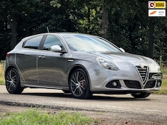 Alfa Romeo Giulietta - 1.7 TBi Quadrifoglio Verde | Clima | Cruise | Navi | DAB | Grigio Magnesio | PDC | Sportst