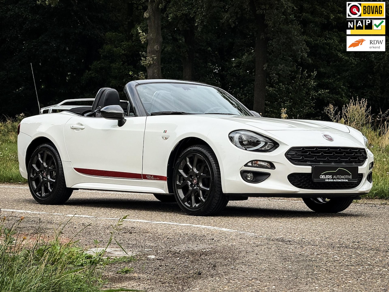 Fiat 124 Spider - 1.4 MultiAir Turbo Lusso | Clima | Navi | Metalic lak | Bagagerek | Camera | DAB radio | - AutoWereld.nl