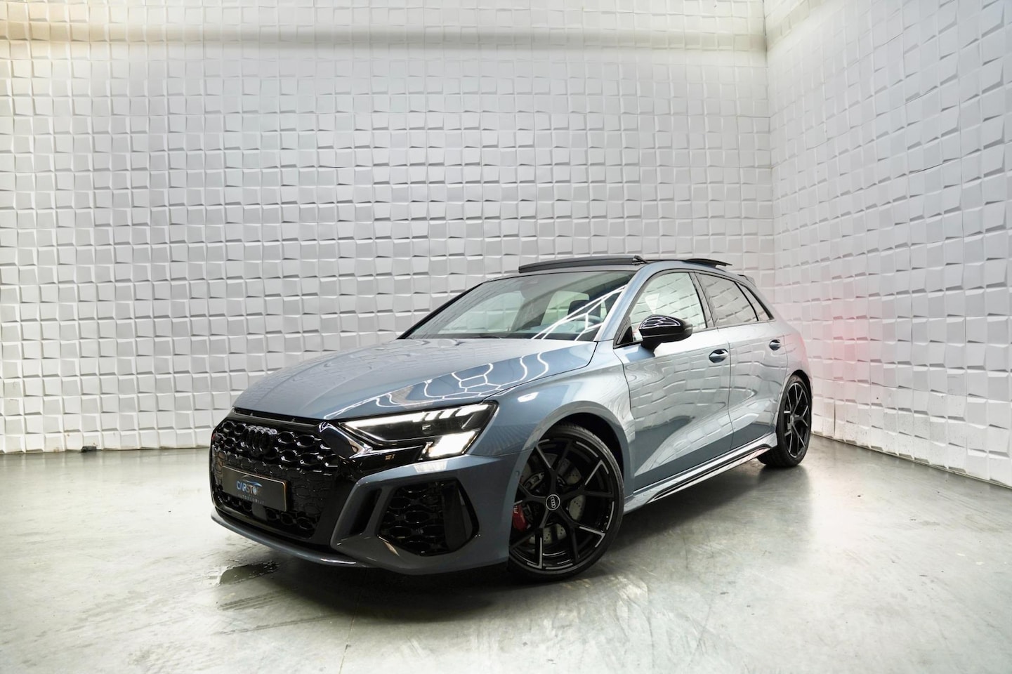 Audi A3 Sportback - 2.5 TFSI RS 3 quattro PANO B&O HUD MEMORY - AutoWereld.nl