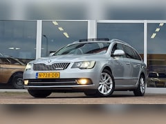 Skoda Superb Combi - 1.6 TDI Sprint Pro Schuif/kanteldak Leer Navi Trekhaak Vol