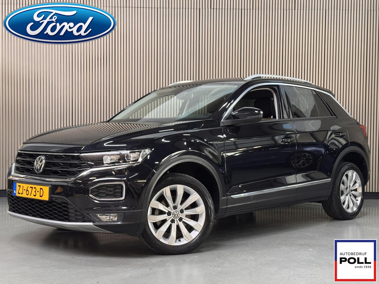 Volkswagen T-Roc - 1.5 TSI 150pk Style Half Leer Navi Digi Dash Parkeersensoren Privacy Glass Dealeronderhoud - AutoWereld.nl