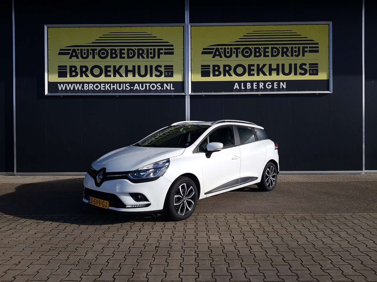 Renault Clio Estate - 0.9 TCe Intens 0.9 TCe Intens - AutoWereld.nl