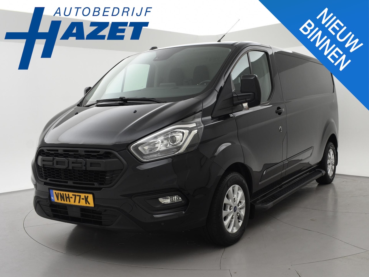 Ford Transit Custom - 2.0 TDCI 170 PK AUT. L2H1 LIMITED + RAPTOR GRILLE | TREEPLANKEN | CARPLAY | TREKHAAK | CAM - AutoWereld.nl