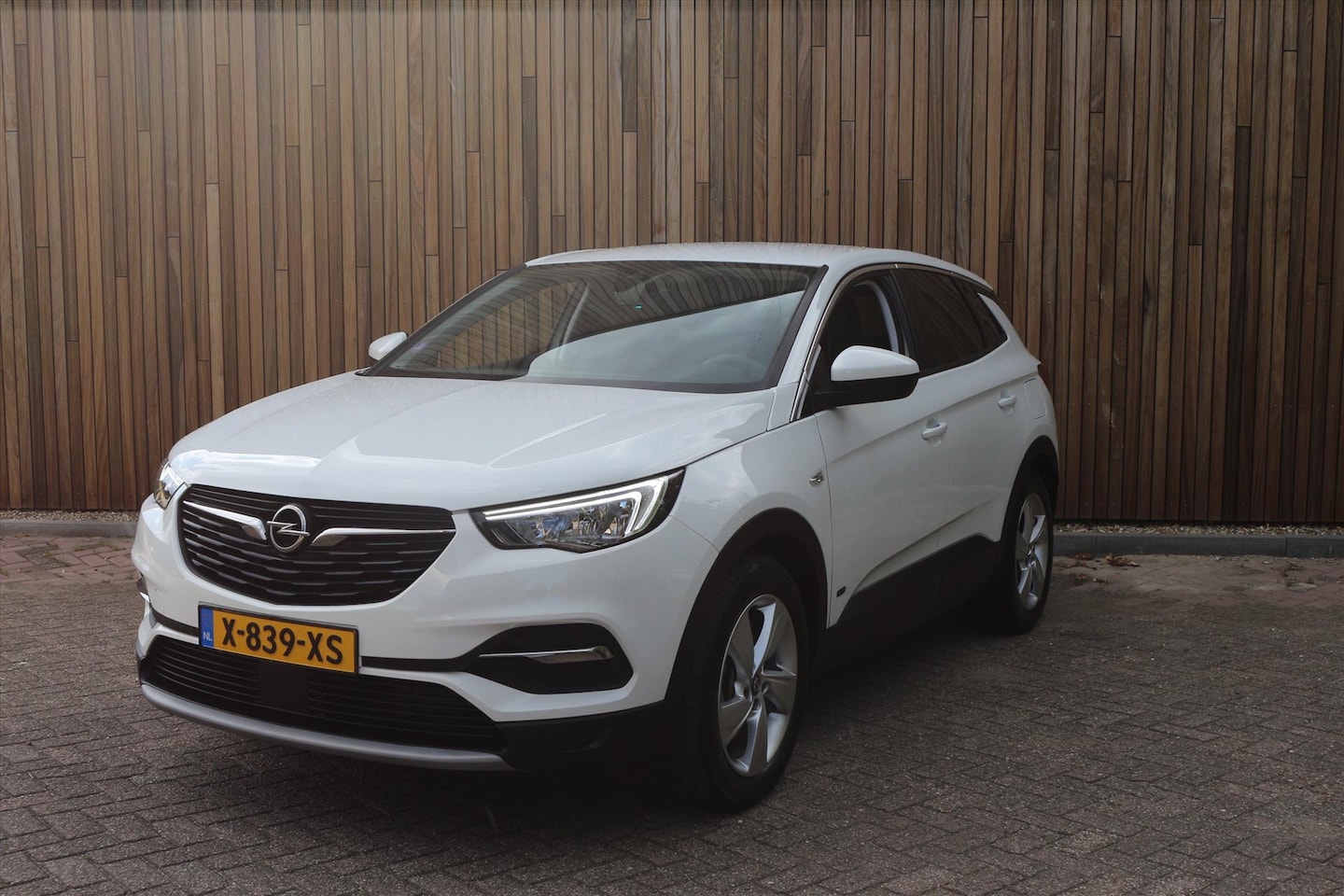 Opel Grandland X - 1.6 Turbo Hybrid 225pk Aut Business Edition - AutoWereld.nl