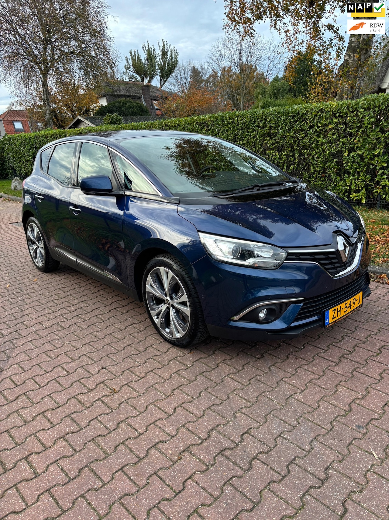 Renault Scénic - 1.3 TCe Intens NAP AUT NWE APK! - AutoWereld.nl