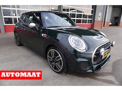 MINI John Cooper Works - 2.0 232PK Chili Automaat Nr. V248 | Airco | Adaptive Cruise | Navi | Panorama dak
