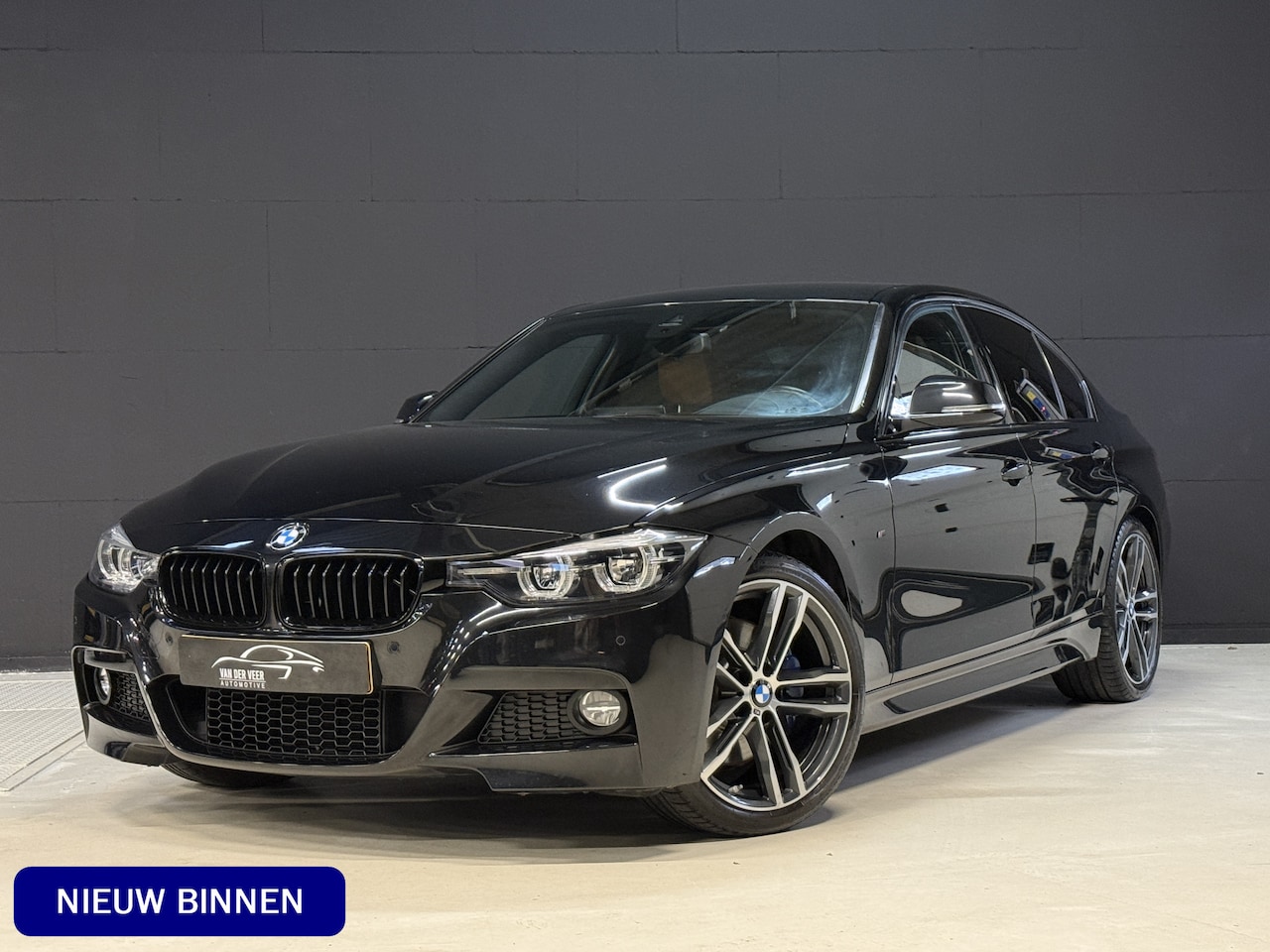 BMW 3-serie - 320i M Sport Edition 184PK Automaat | Lederen sportstoelen | Head-up | Camera | Full LED - AutoWereld.nl