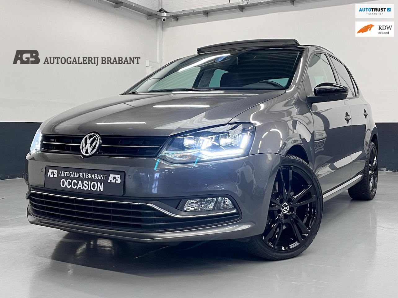 Volkswagen Polo - 1.2 TSI Highline Pano/LED/Stoelvw/PDC - AutoWereld.nl