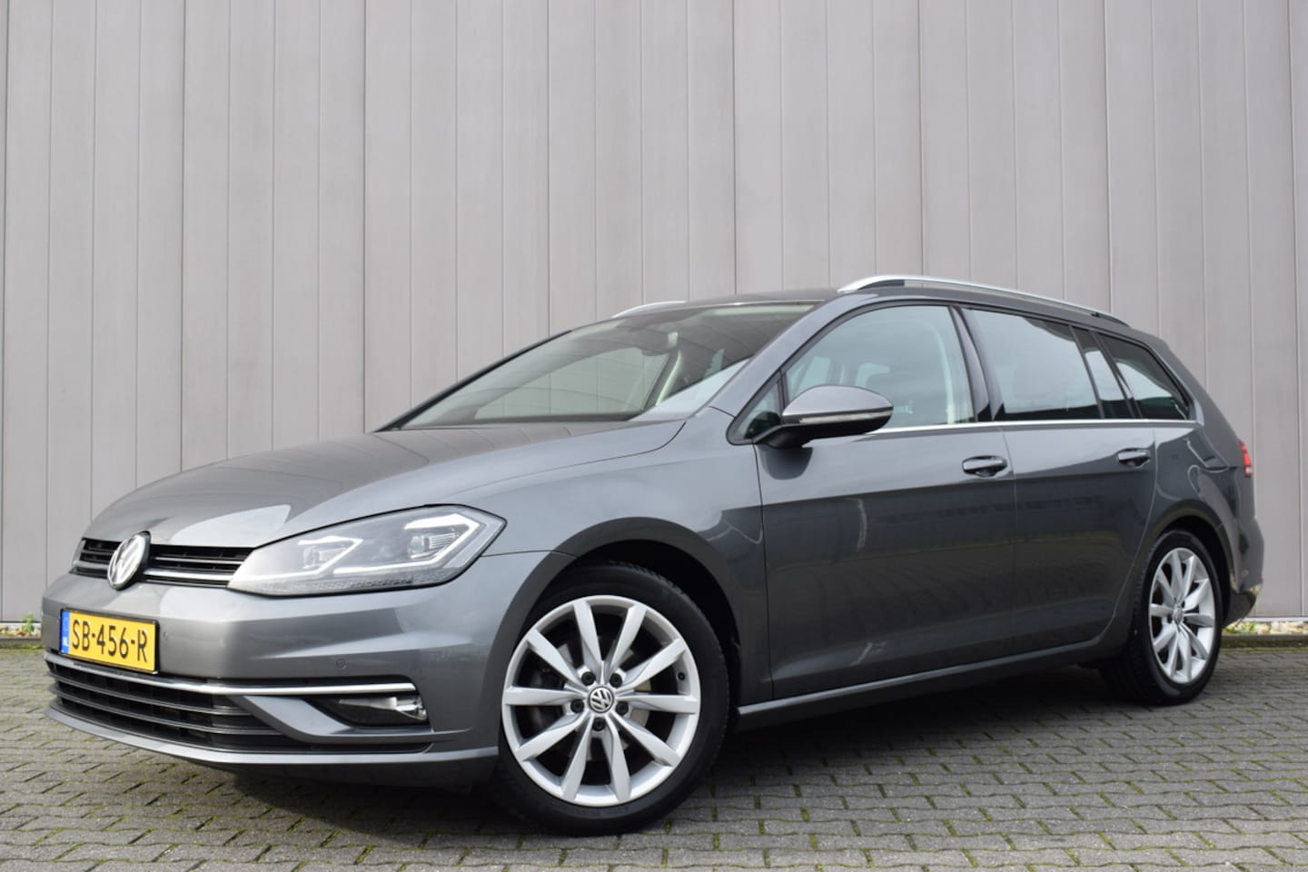 Volkswagen Golf Variant - 1.5 TSi Automaat Highline LED | Dynaudio | Virtual | Carplay | Afn. Trekhaak | Dealer Onde - AutoWereld.nl