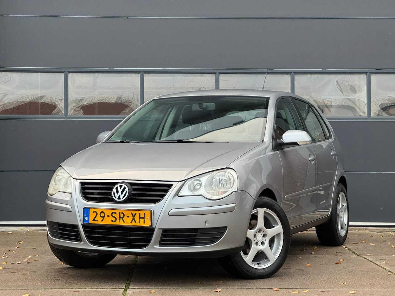 Volkswagen Polo - 1.4-16V Optive 5 drs Airco - NAP - Radio - Lmv - AutoWereld.nl