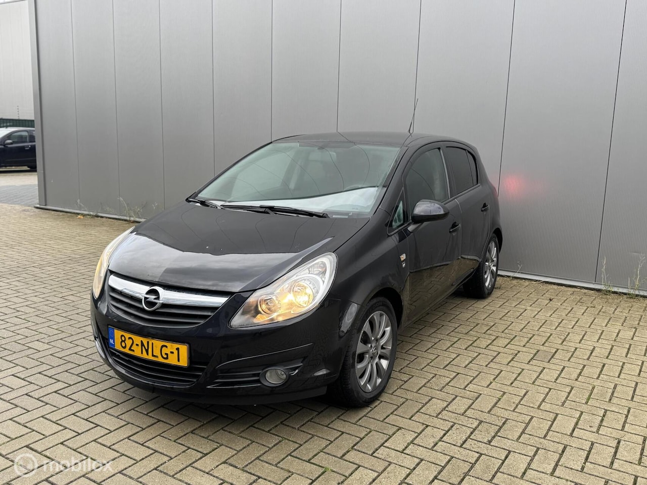 Opel Corsa - 1.2-16V '111' Edition 1.2-16V '111' Edition, Cruise, A/C, NAP, APK. - AutoWereld.nl